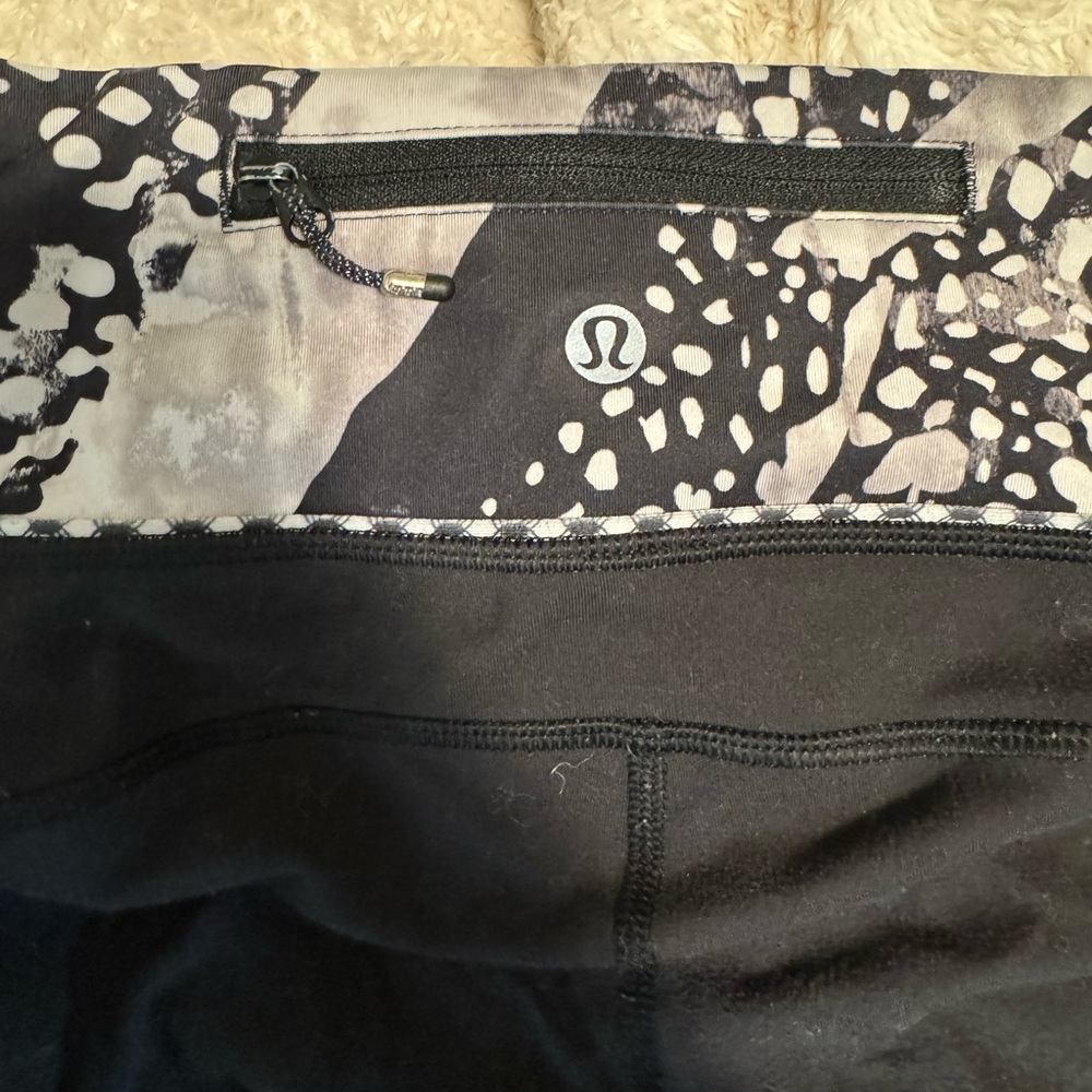 Lululemon woman’s leggings